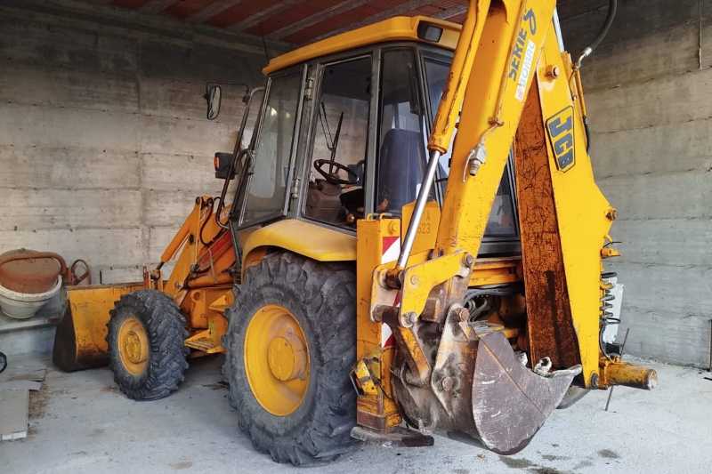 OmecoHub - Immagine JCB 3CX